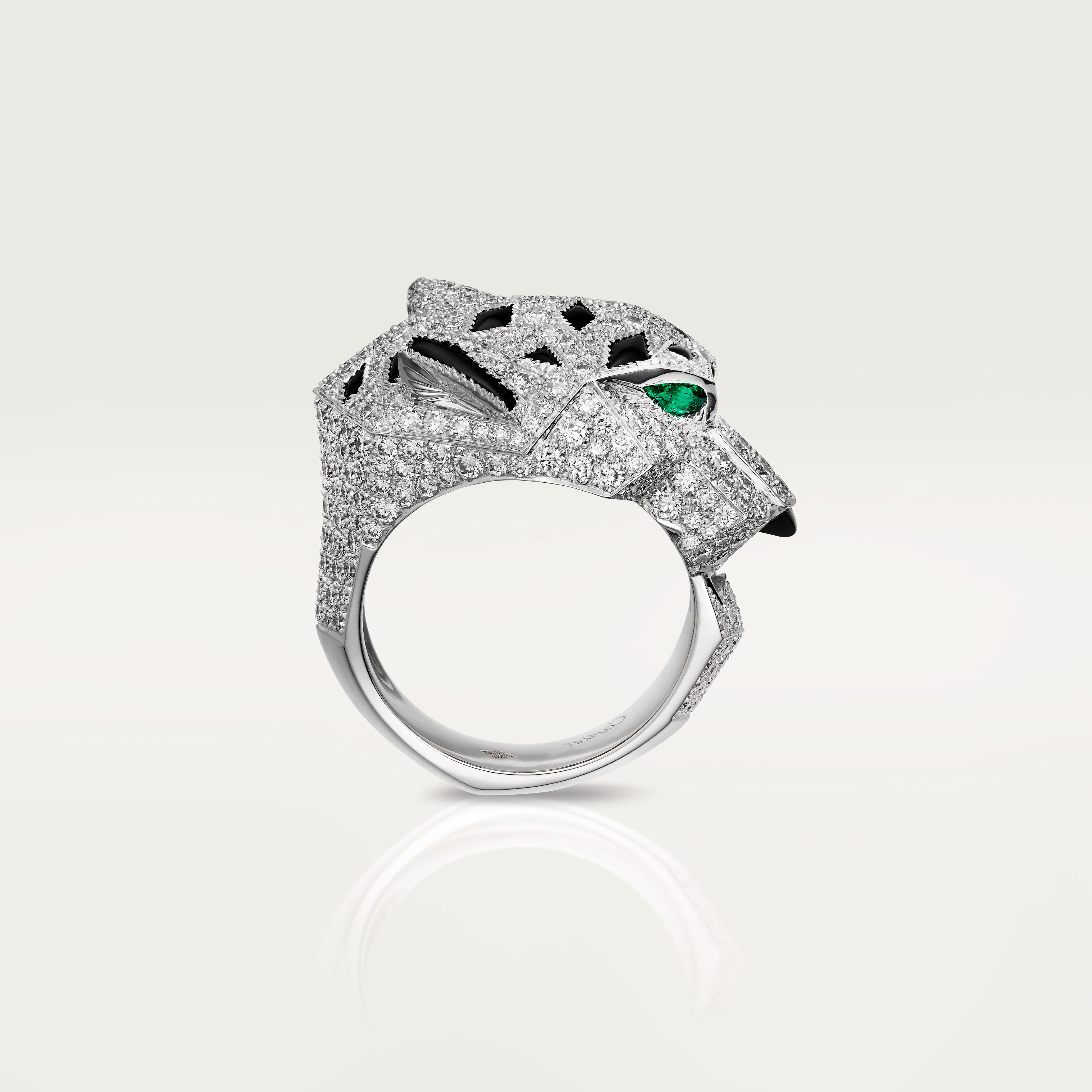 Panth&egrave;re de Cartier ring, paved
