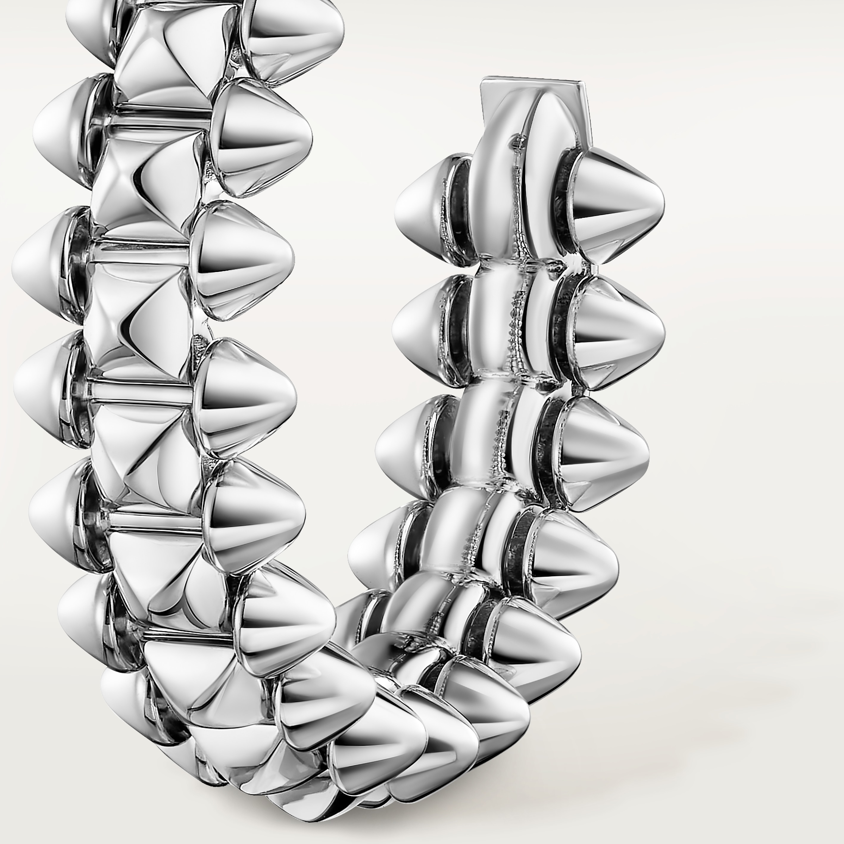 Clash de Cartier hoop earrings, small model , image 5