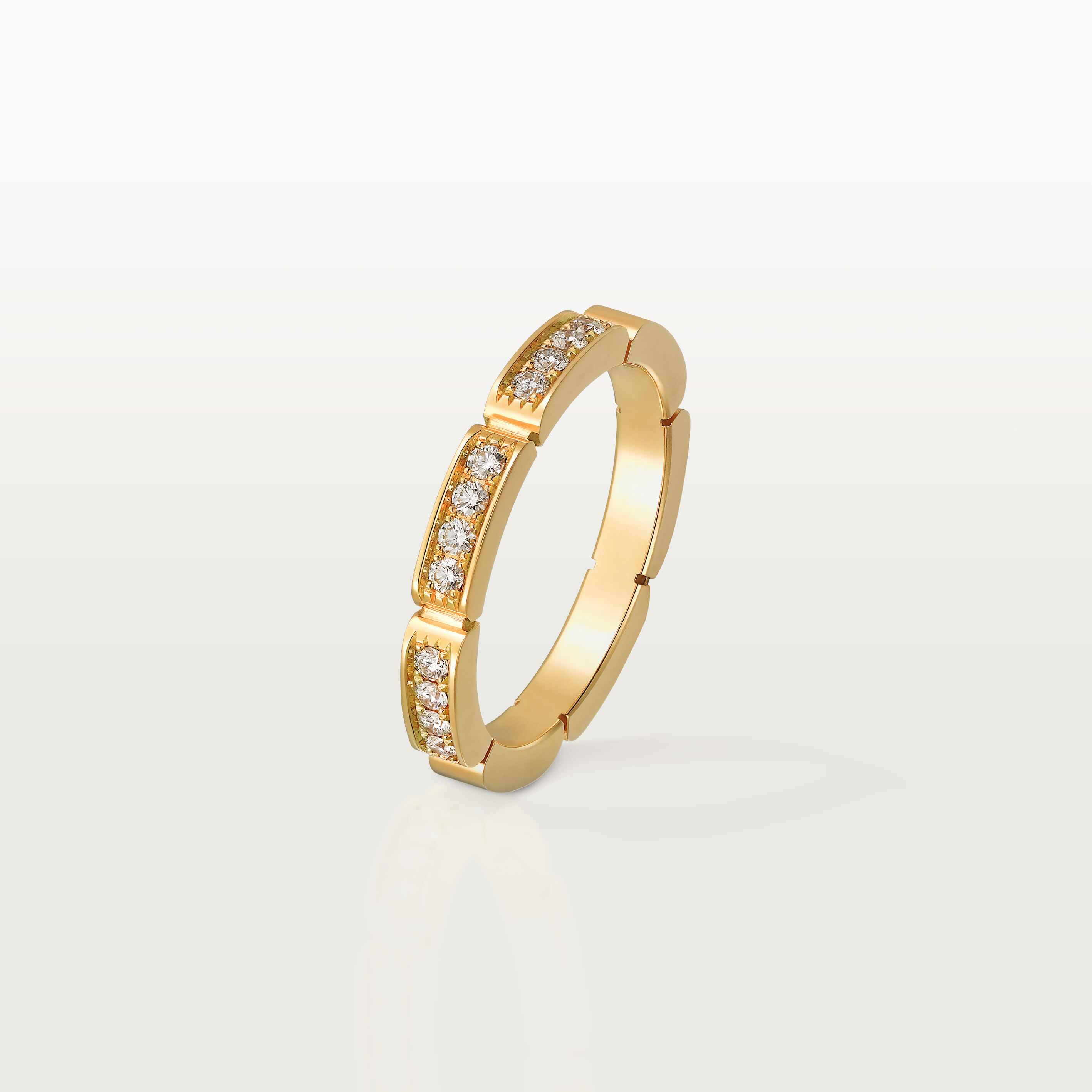 Maillon Panth&egrave;re wedding band, half-paved