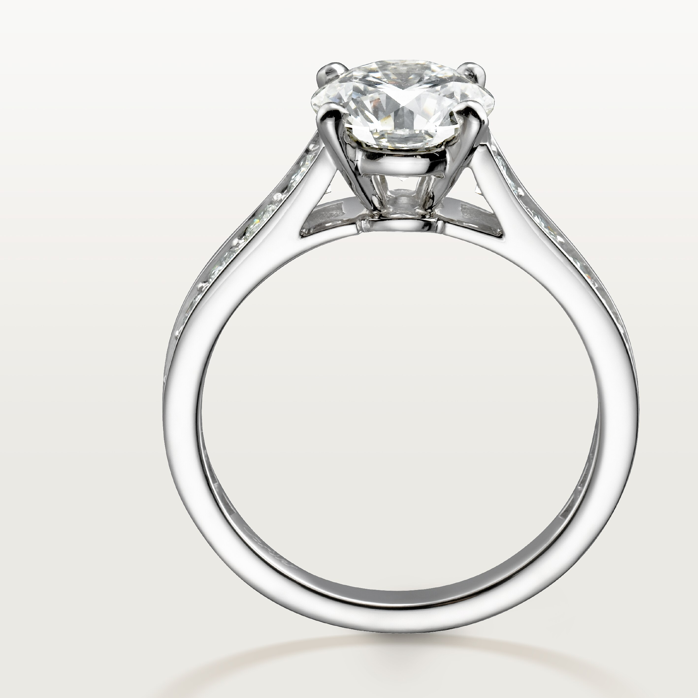 1895 solitaire, brilliant-cut diamond, paved 