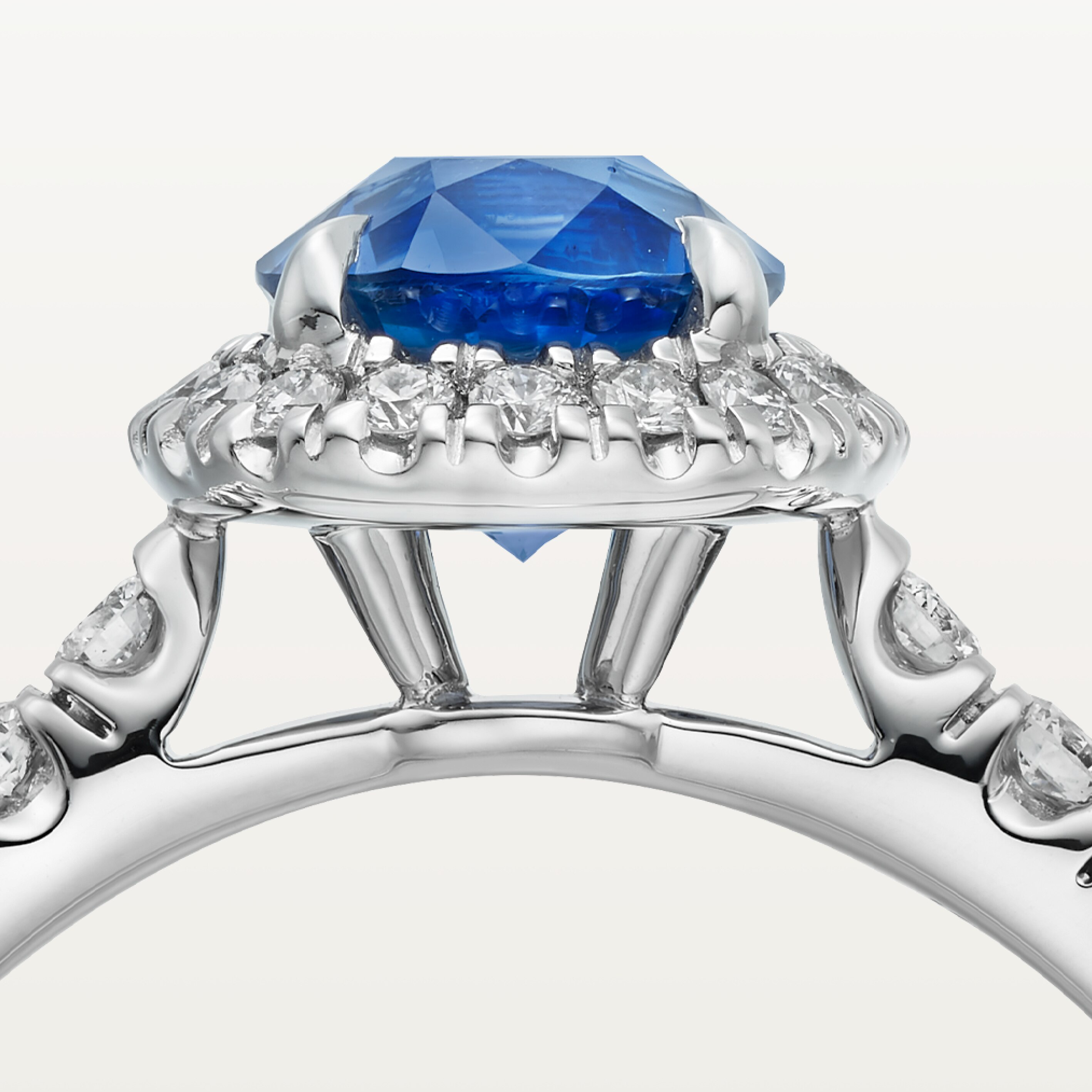 Cartier Destin&eacute;e solitaire, oval-cut sapphire, paved , image 5