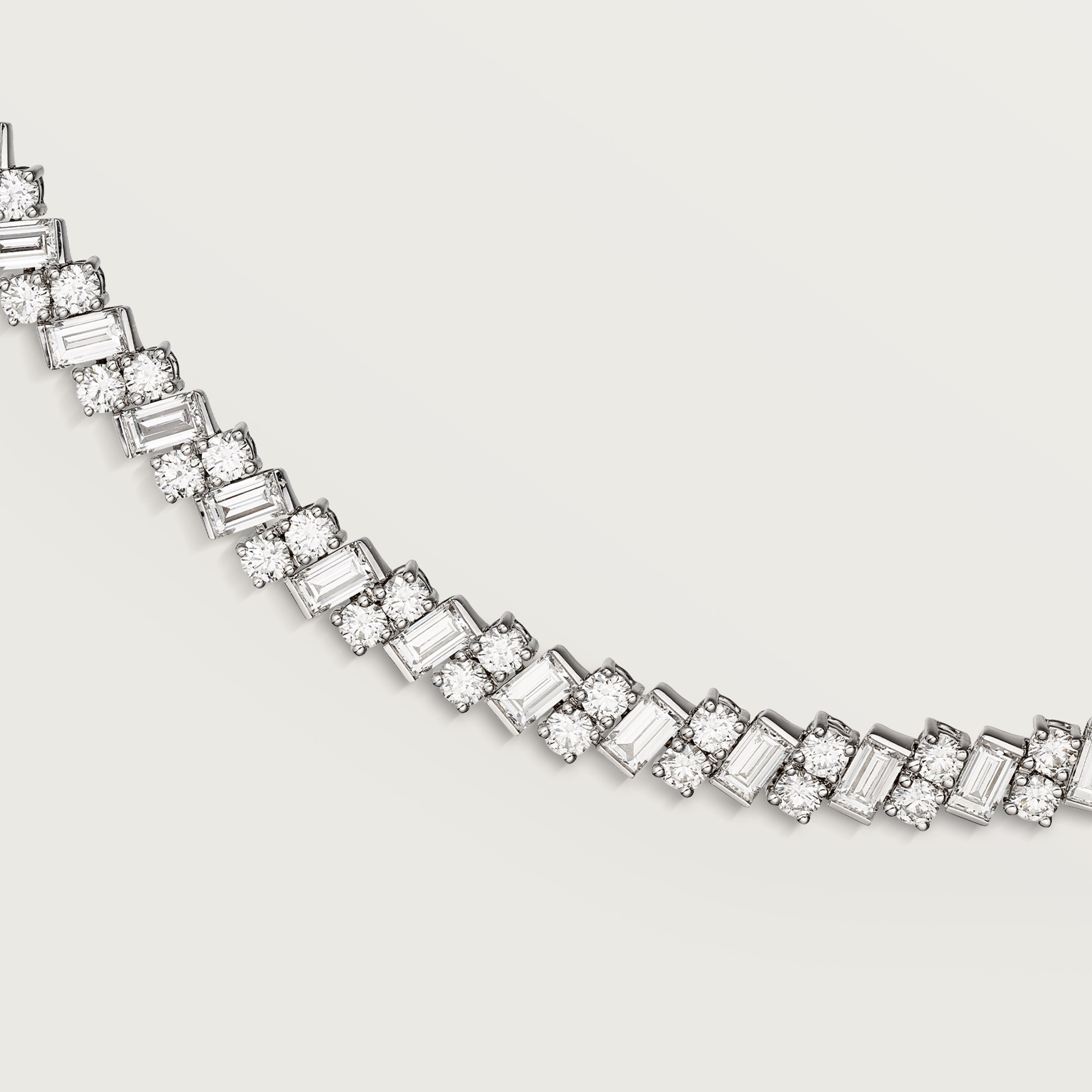Reflection de Cartier necklace, diamonds