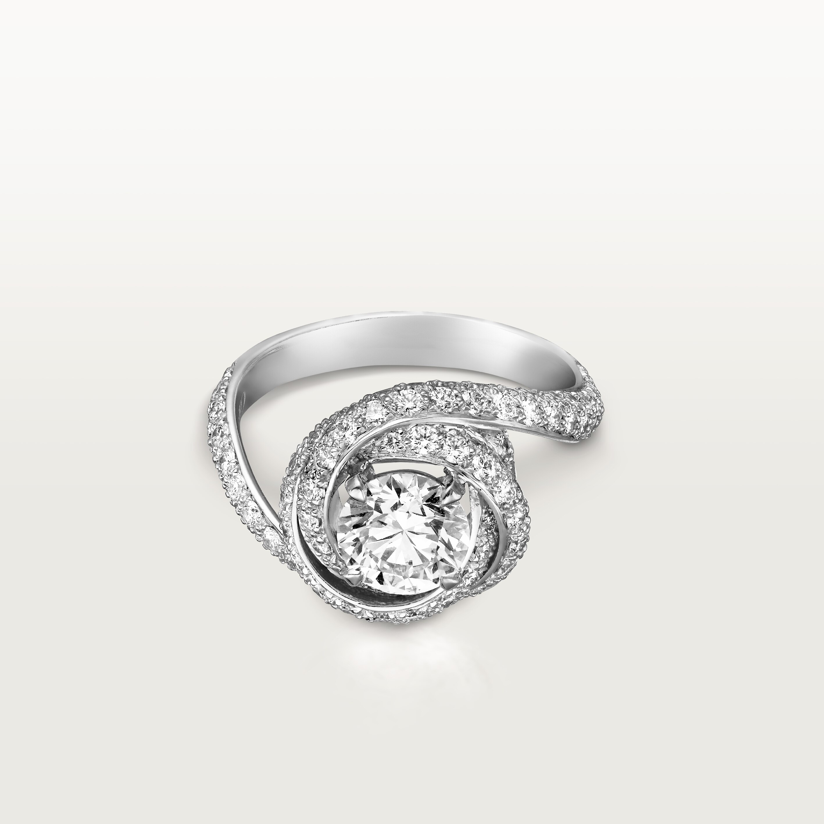 Trinity Ruban solitaire, brilliant-cut diamond, paved 