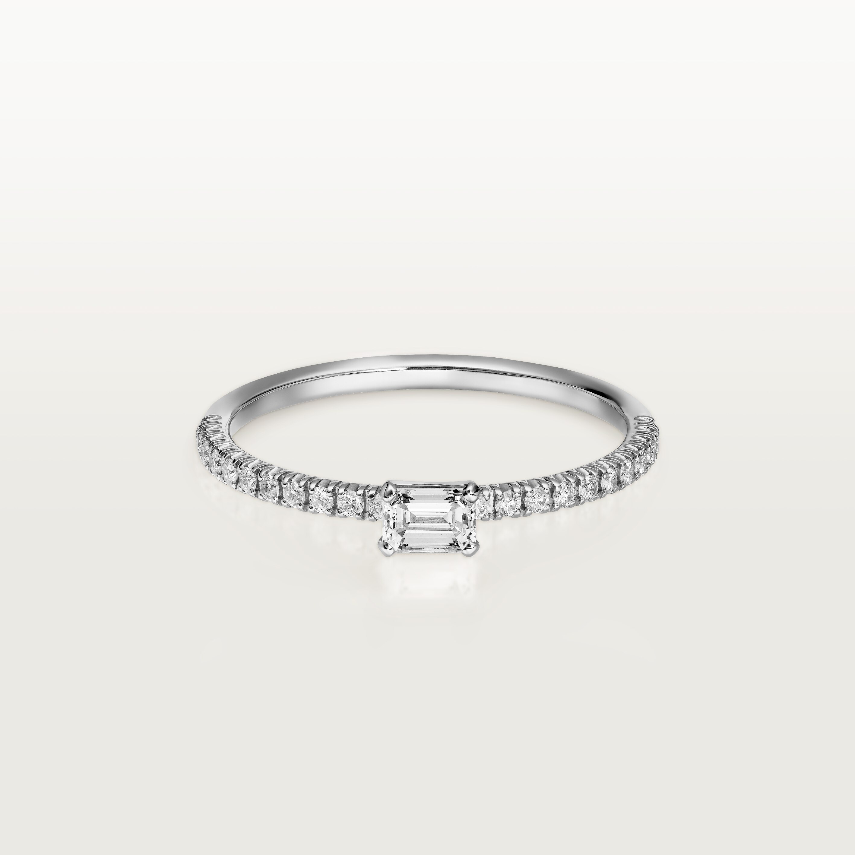 Etincelle de Cartier ring, emerald-cut diamond, paved