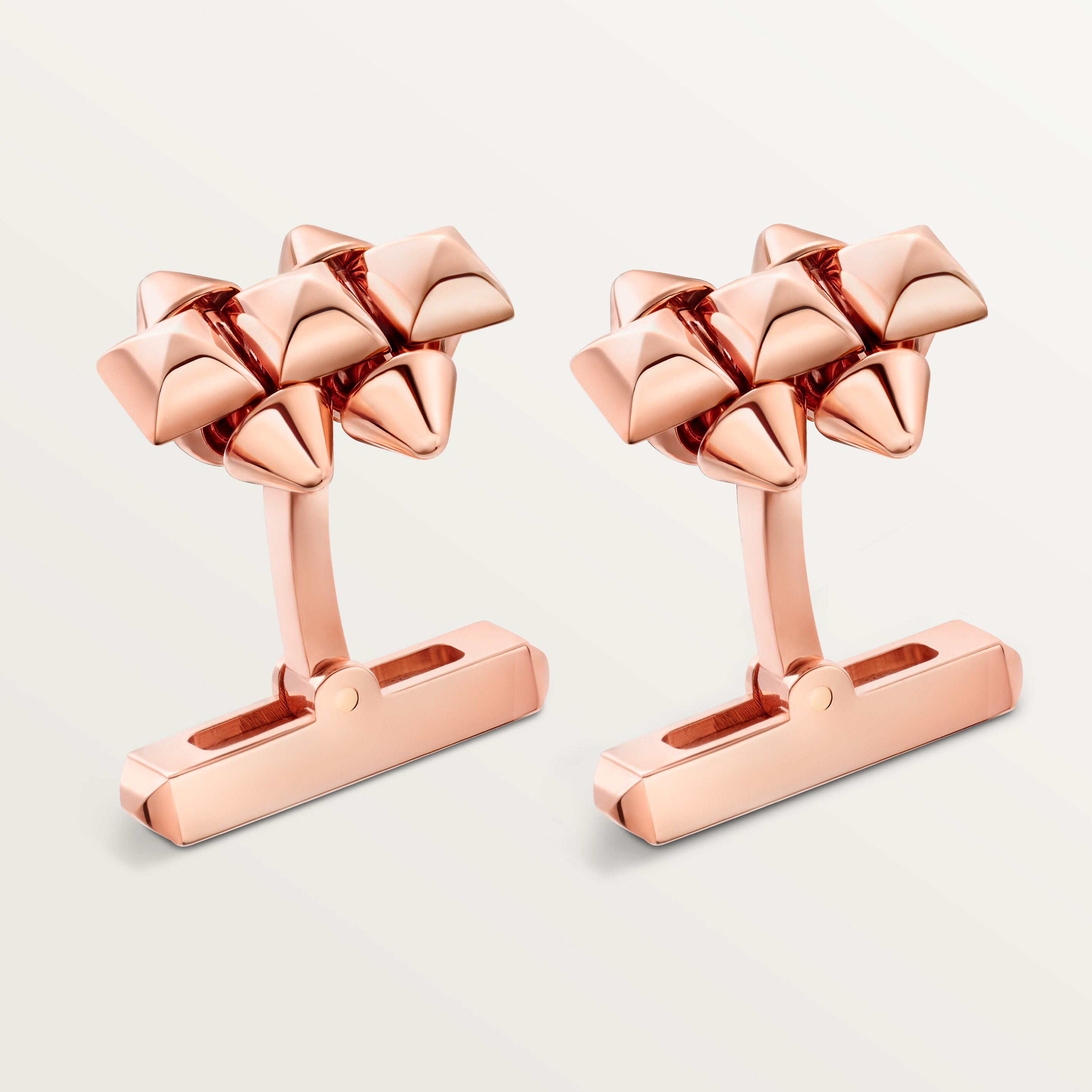 Clash de Cartier cufflinks