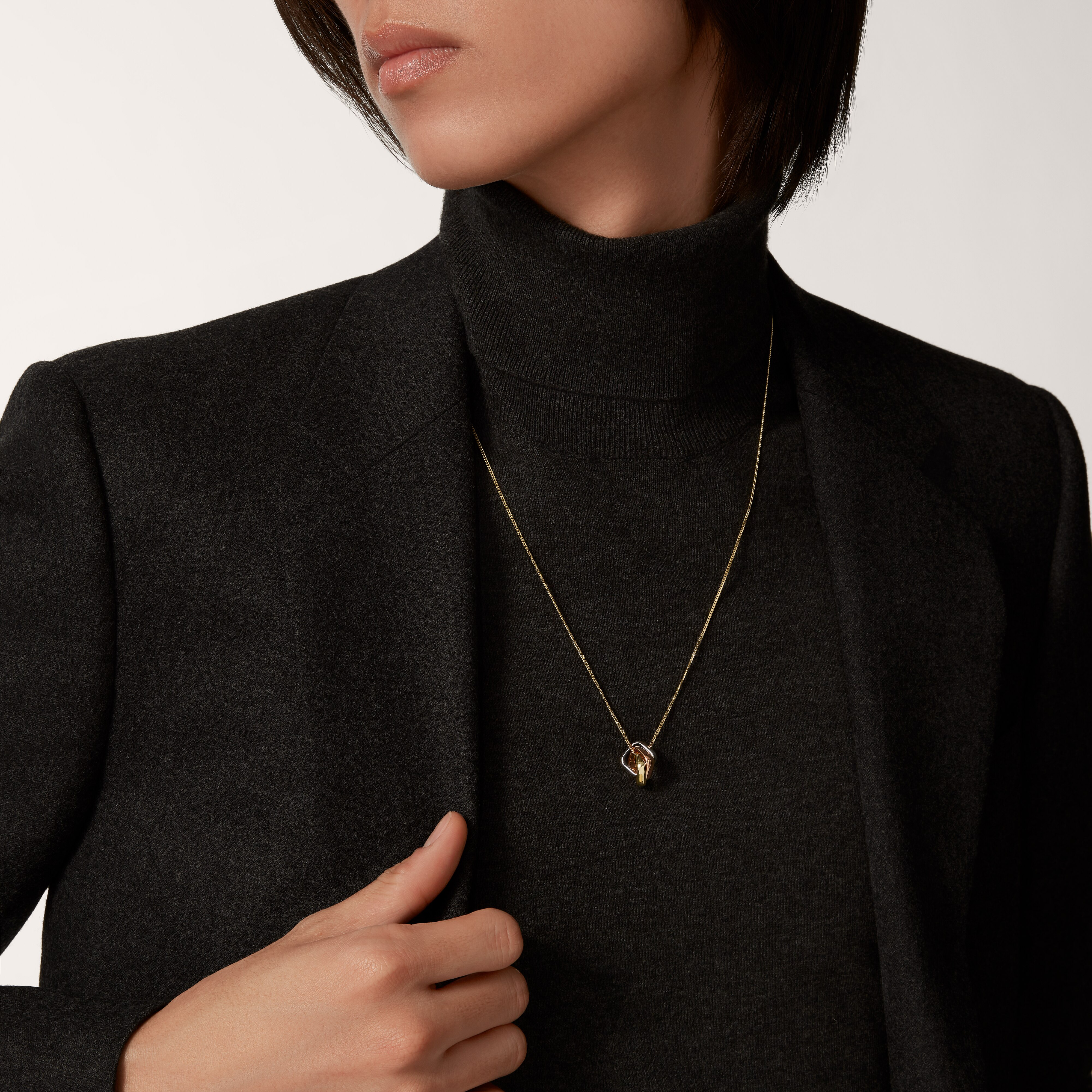 Trinity pendant, cushion-shaped, image 5