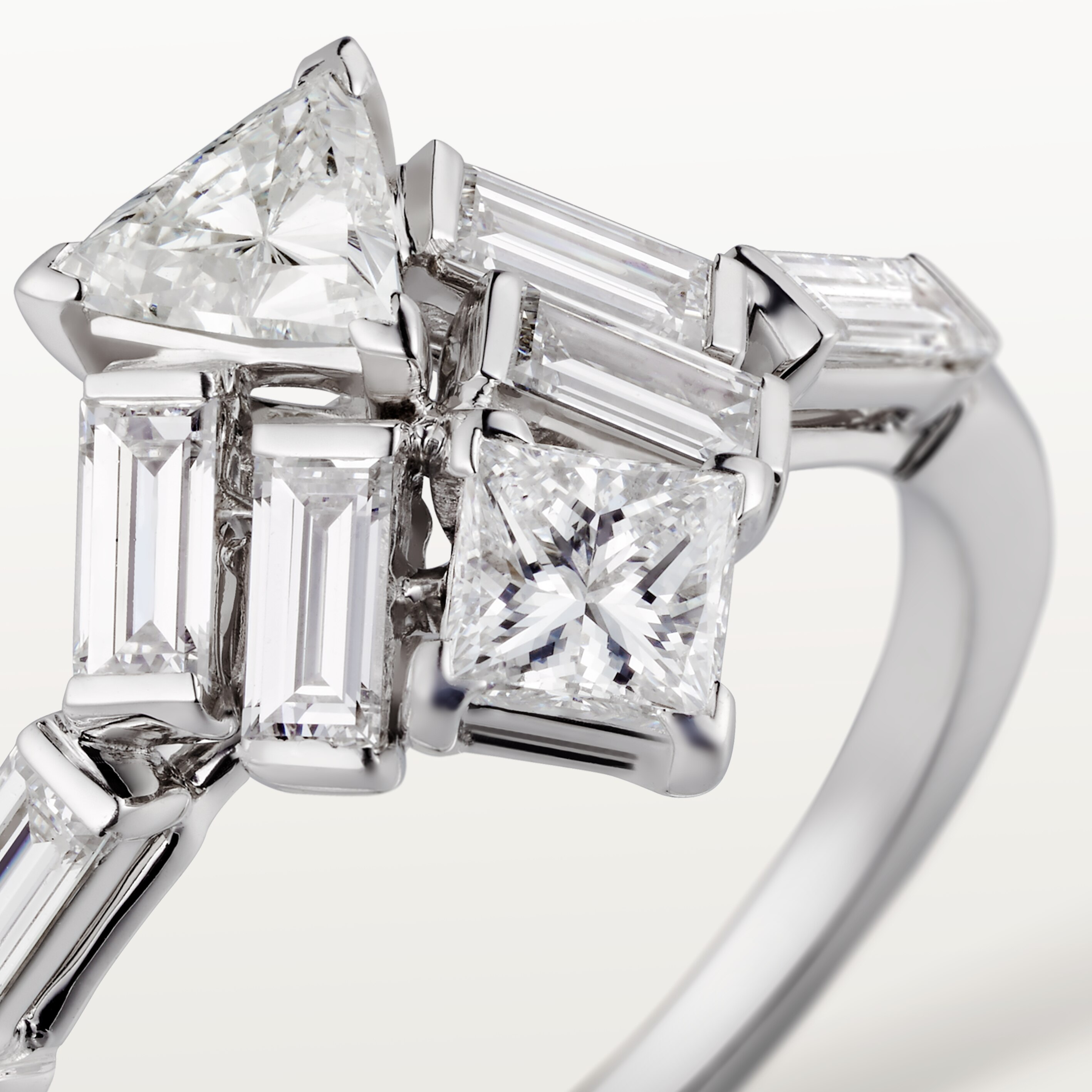 Reflection de Cartier ring, image 5