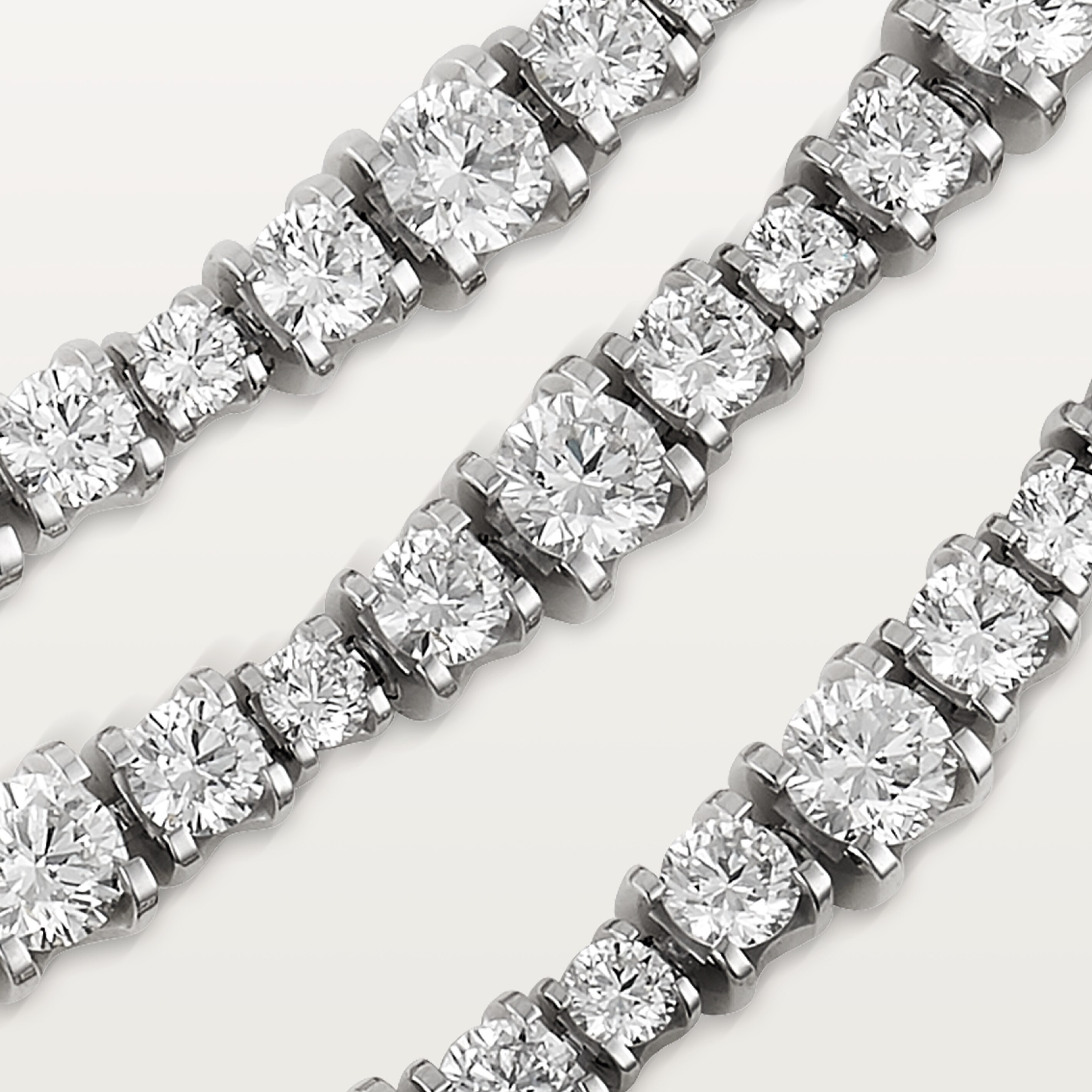 Lignes Essentielles necklace, brilliant-cut diamonds