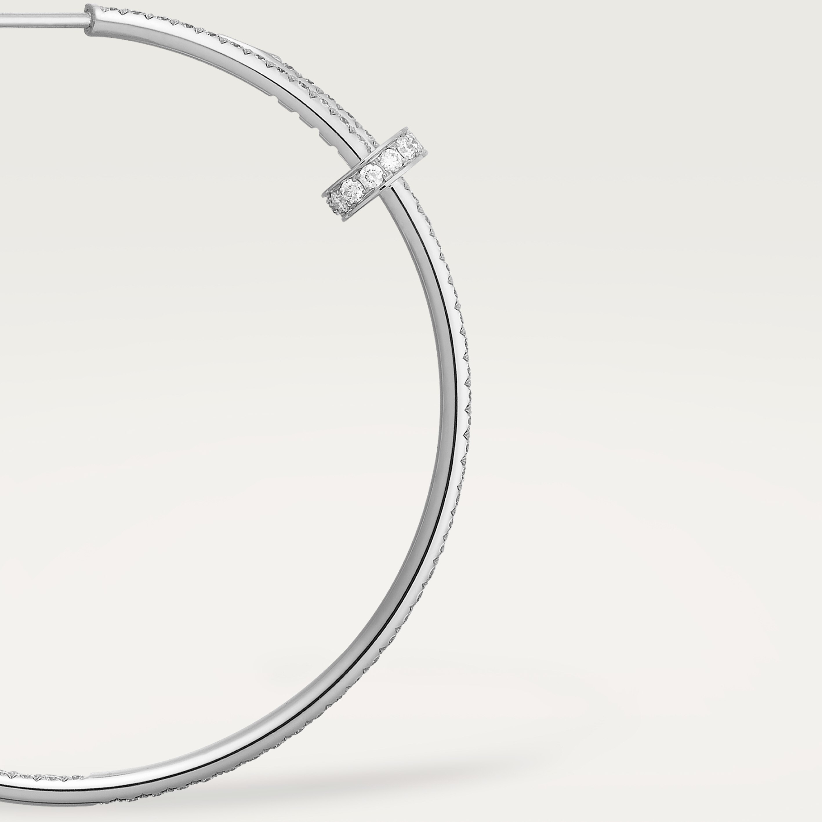 Juste un Clou hoop earrings, large model, paved