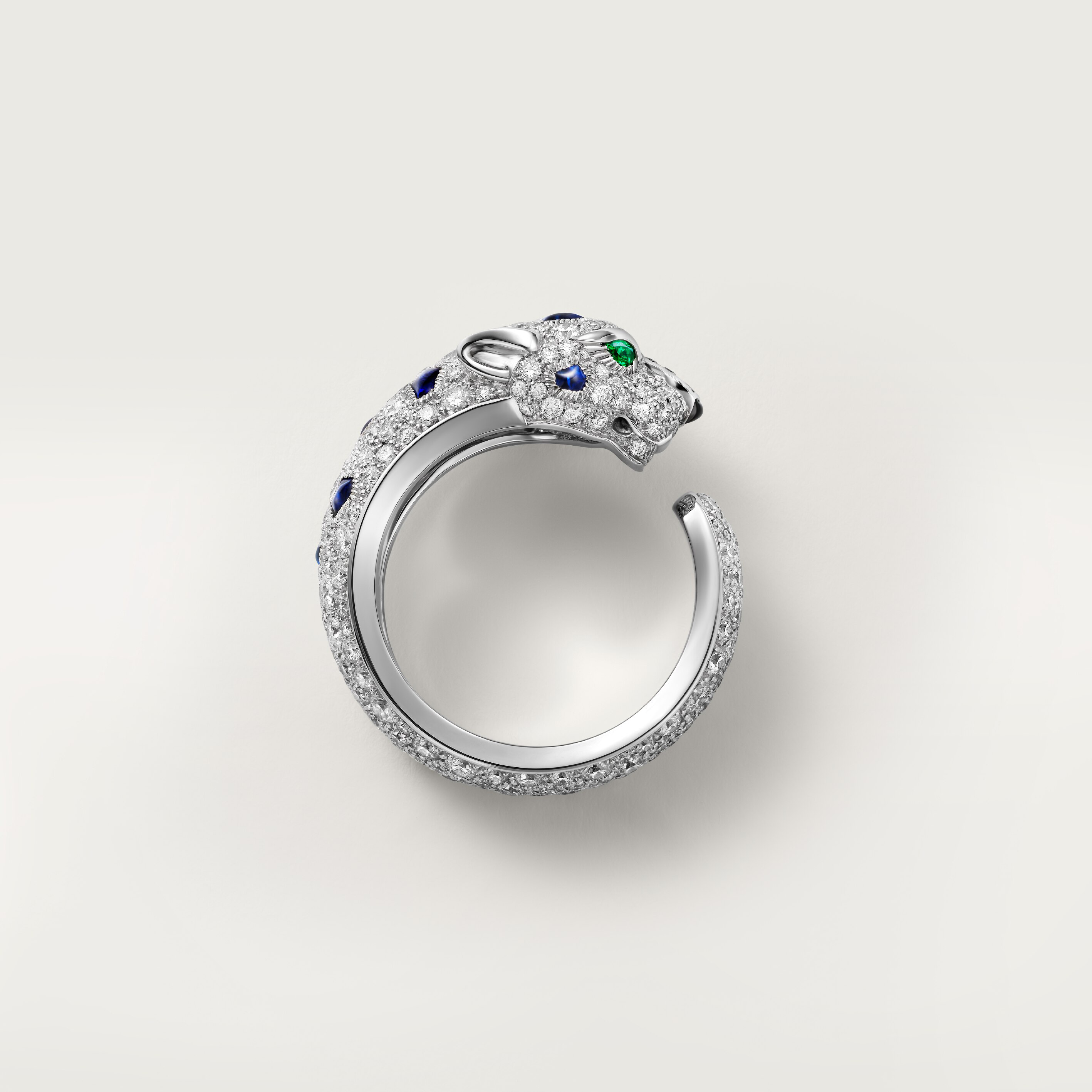 Panth&egrave;re de Cartier ring, medium model, half-paved