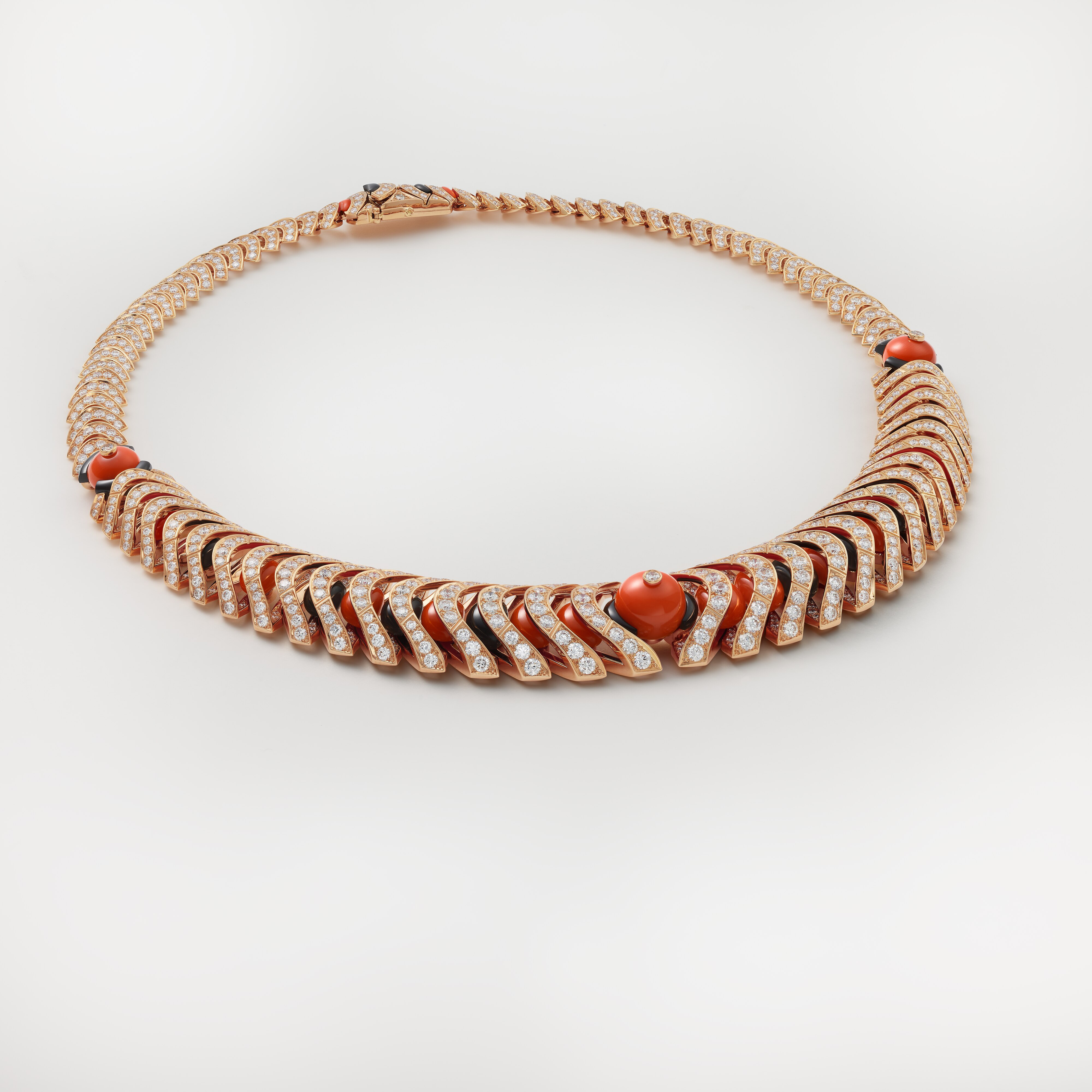 G&eacute;ometrie & Contrastes necklace, coral, paved, image 5