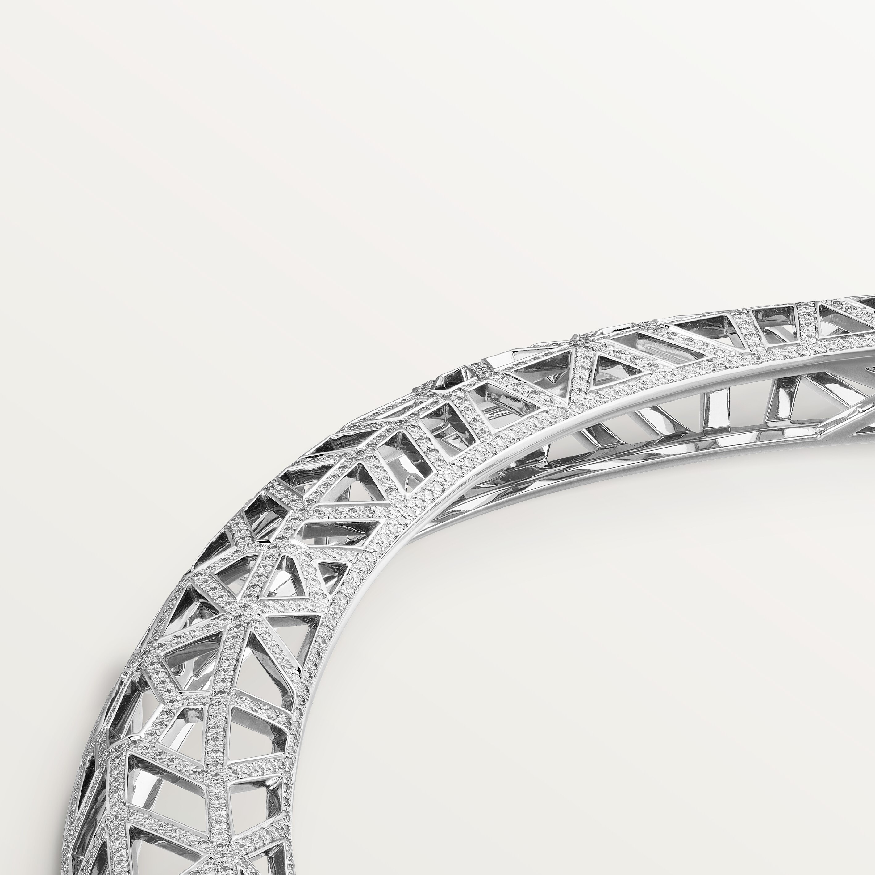 Panth&egrave;re de Cartier necklace, paved