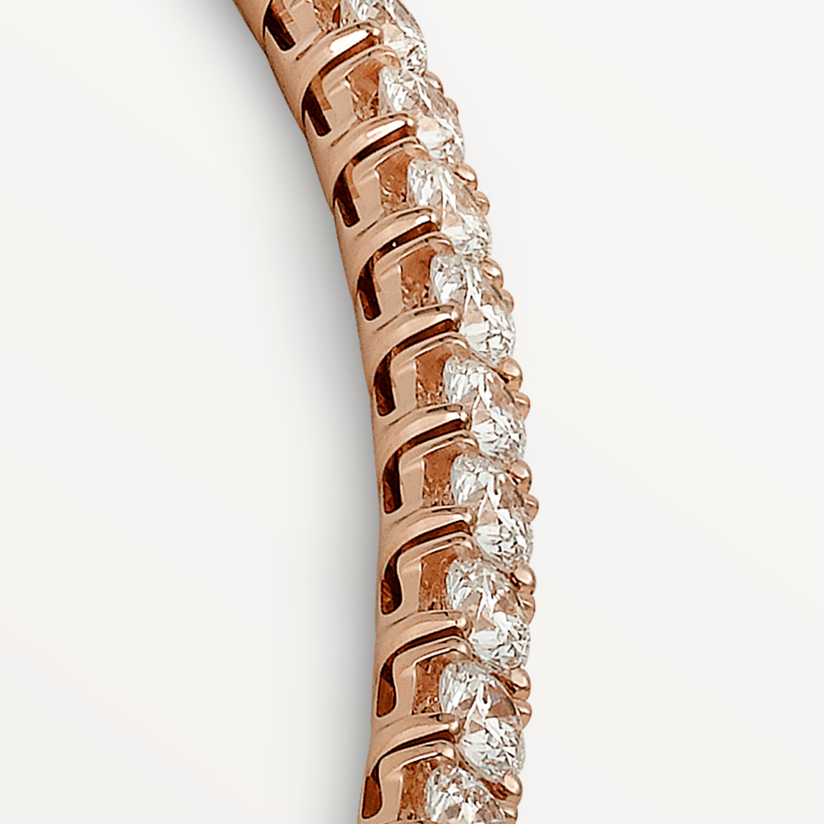 Lignes Essentielles necklace, brilliant-cut diamonds