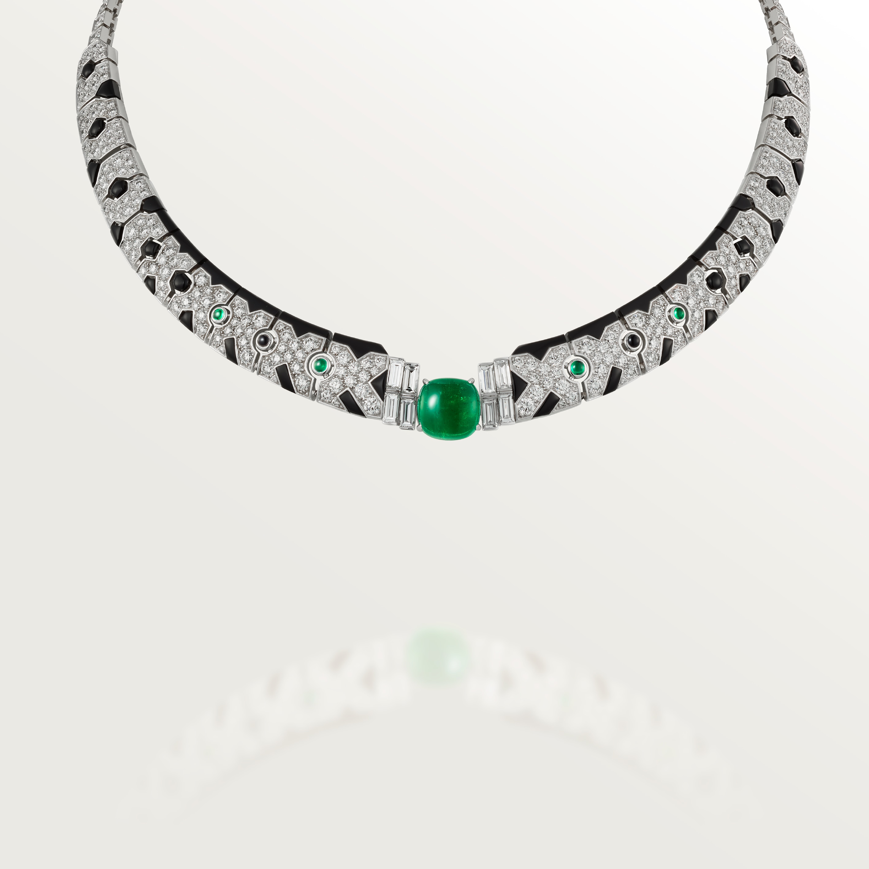 Panth&egrave;re de Cartier necklace, cabochon-cut emerald, paved 