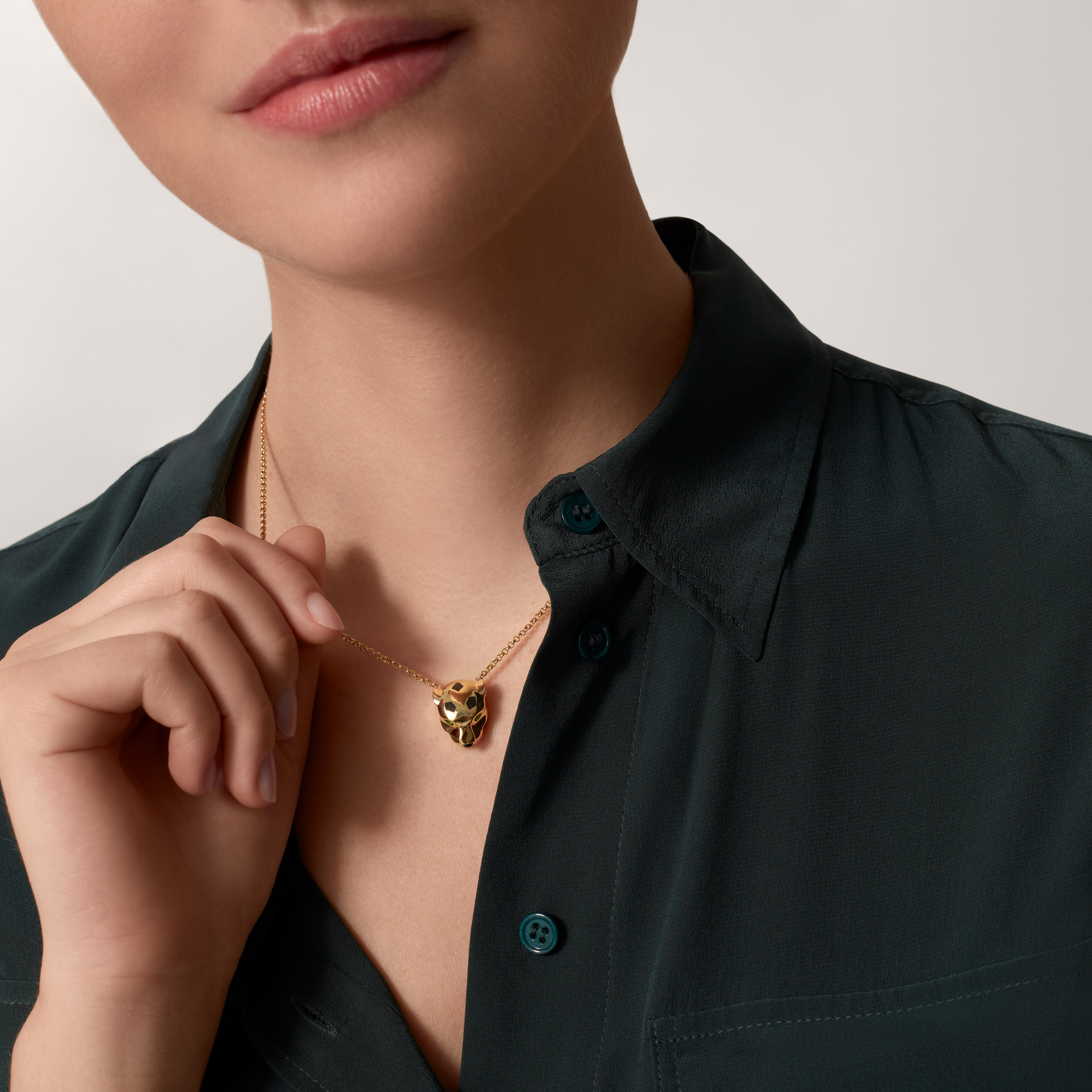 Panth&egrave;re de Cartier pendant, image 3