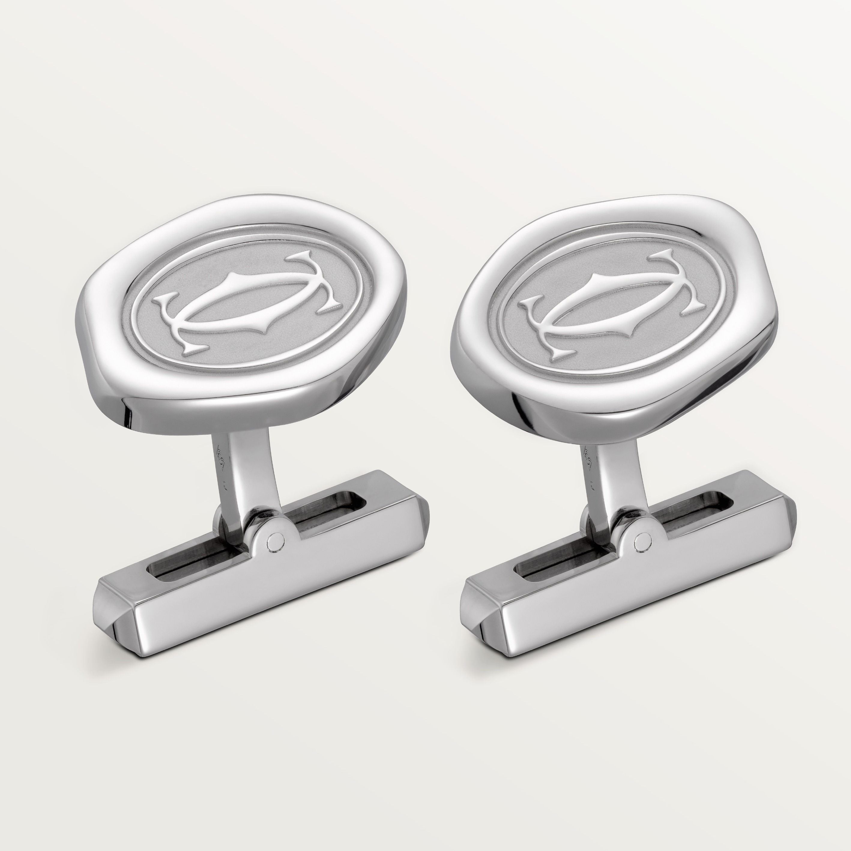 Wax seal motif cufflinks