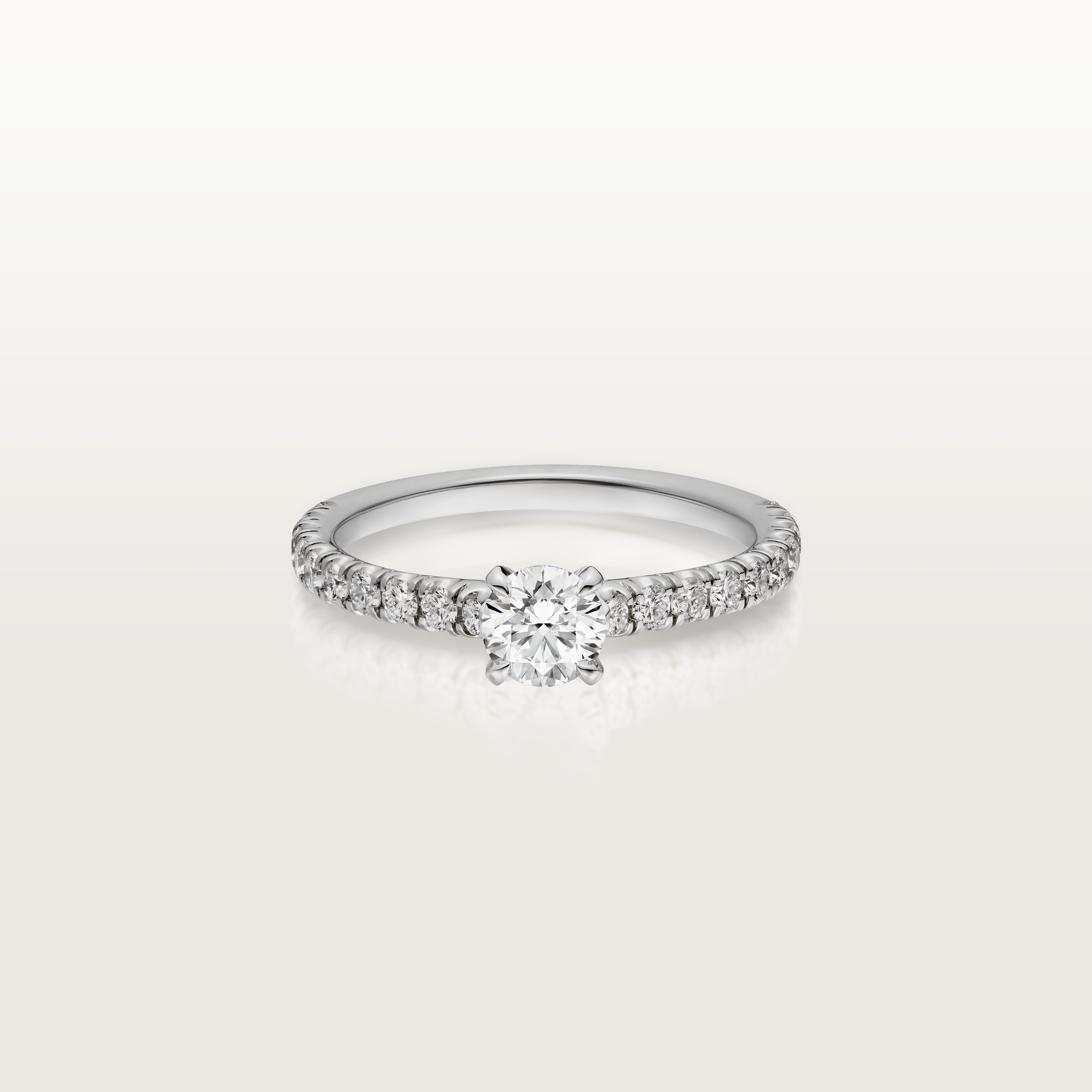 1895 solitaire, brilliant-cut diamond, paved 