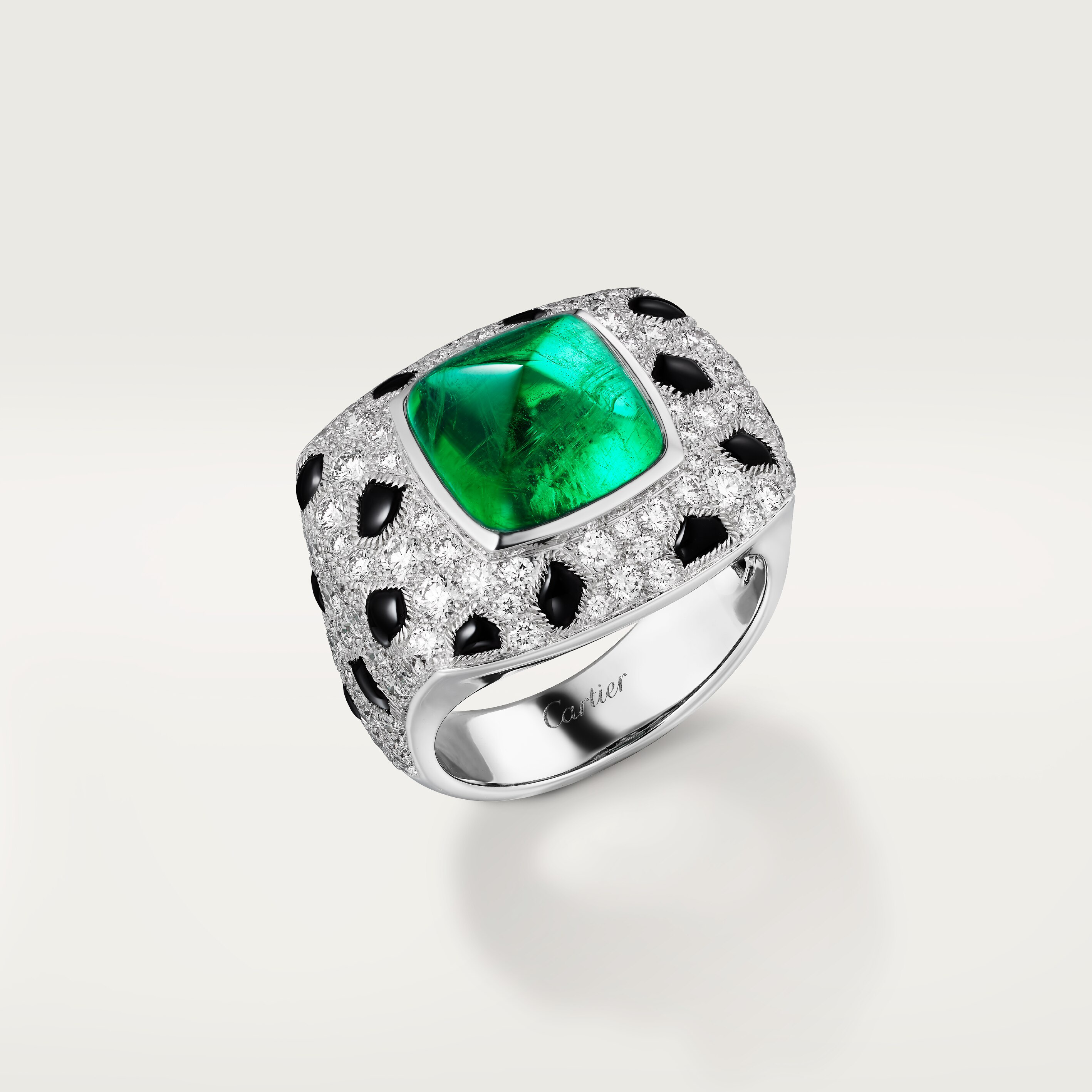 Panth&egrave;re de Cartier ring, sugarloaf-cut emerald, large model, paved 