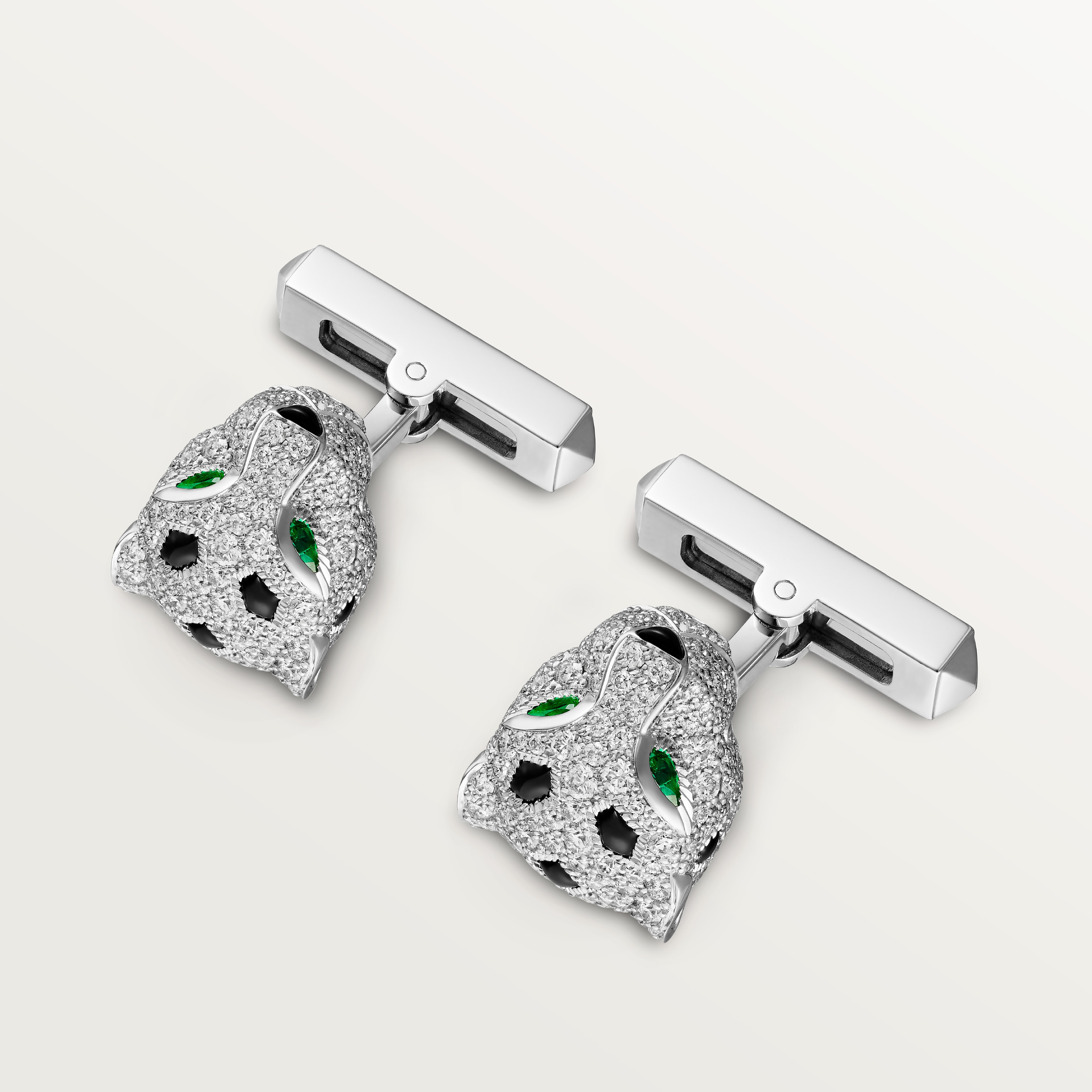 Panth&egrave;re de Cartier cufflinks, image 6