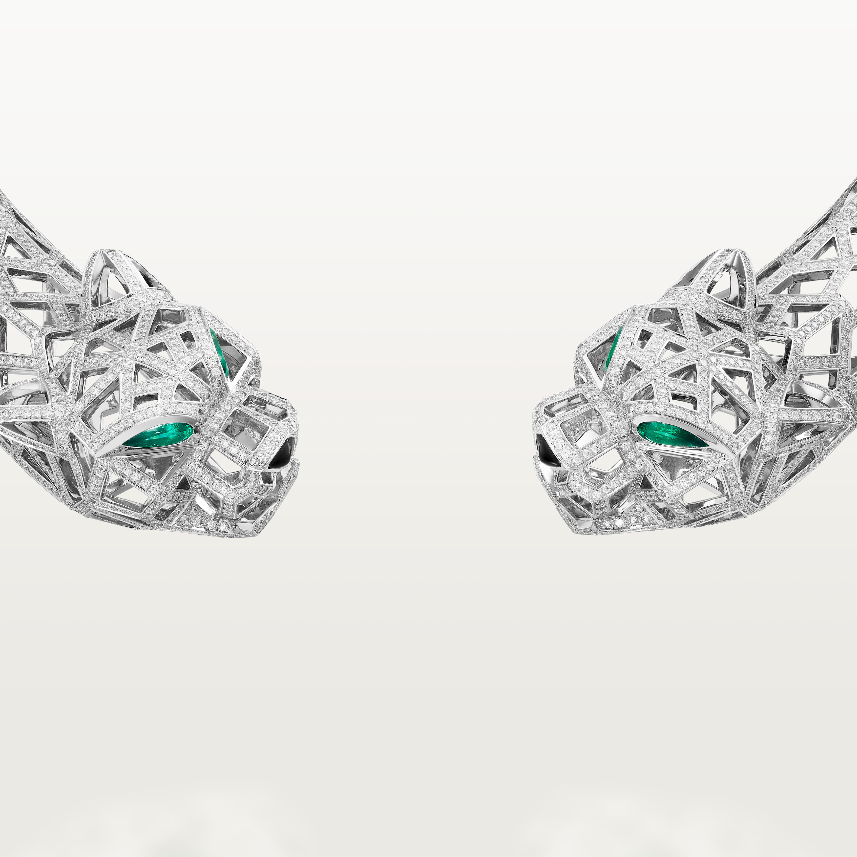 Panth&egrave;re de Cartier necklace, paved