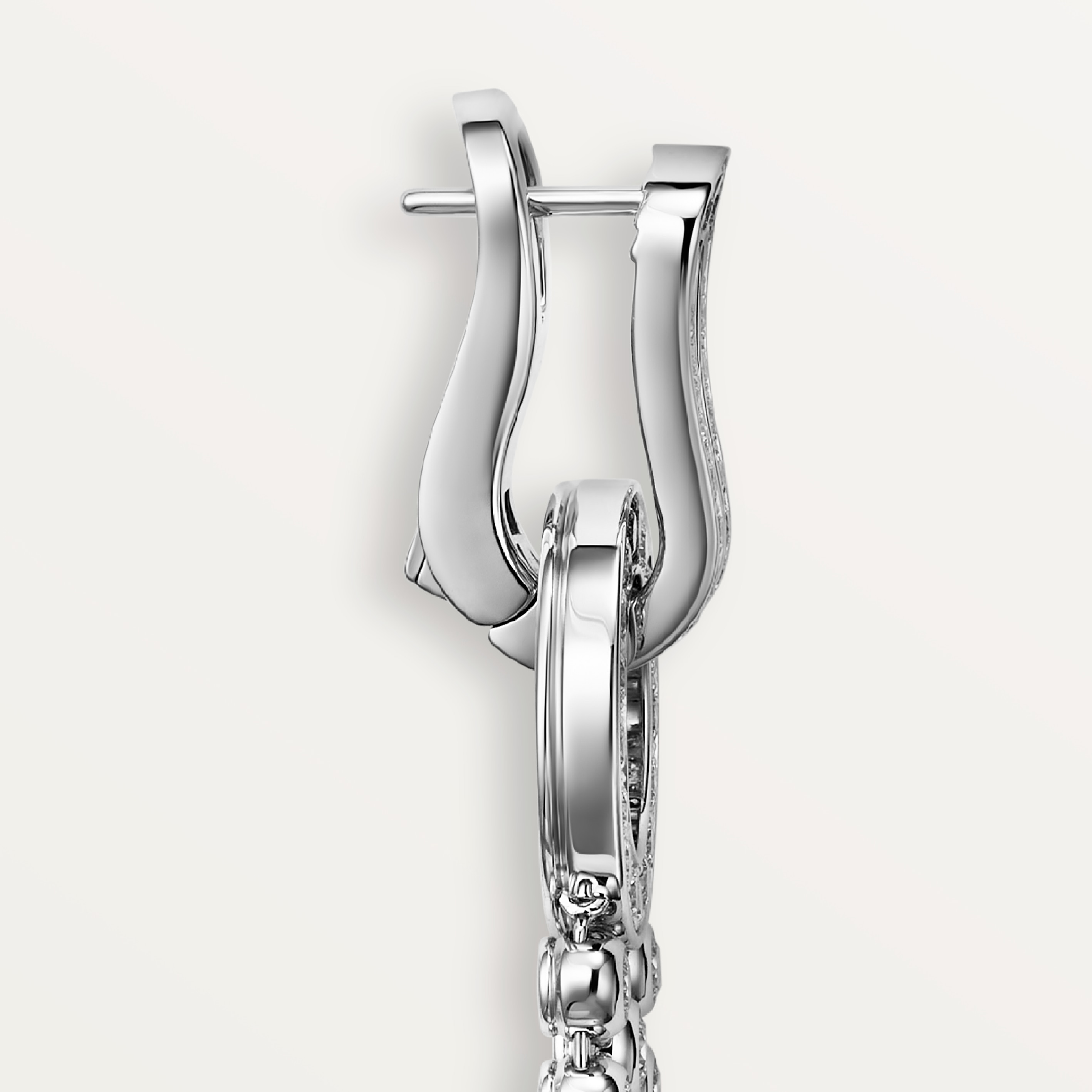 Agrafe earrings, brilliant-cut diamonds, paved